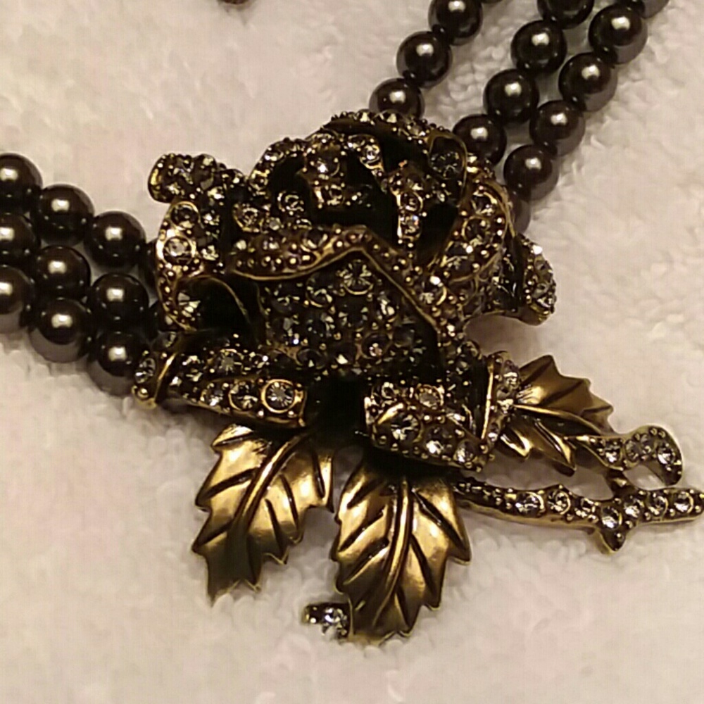 Heidi Daus Rose Necklace